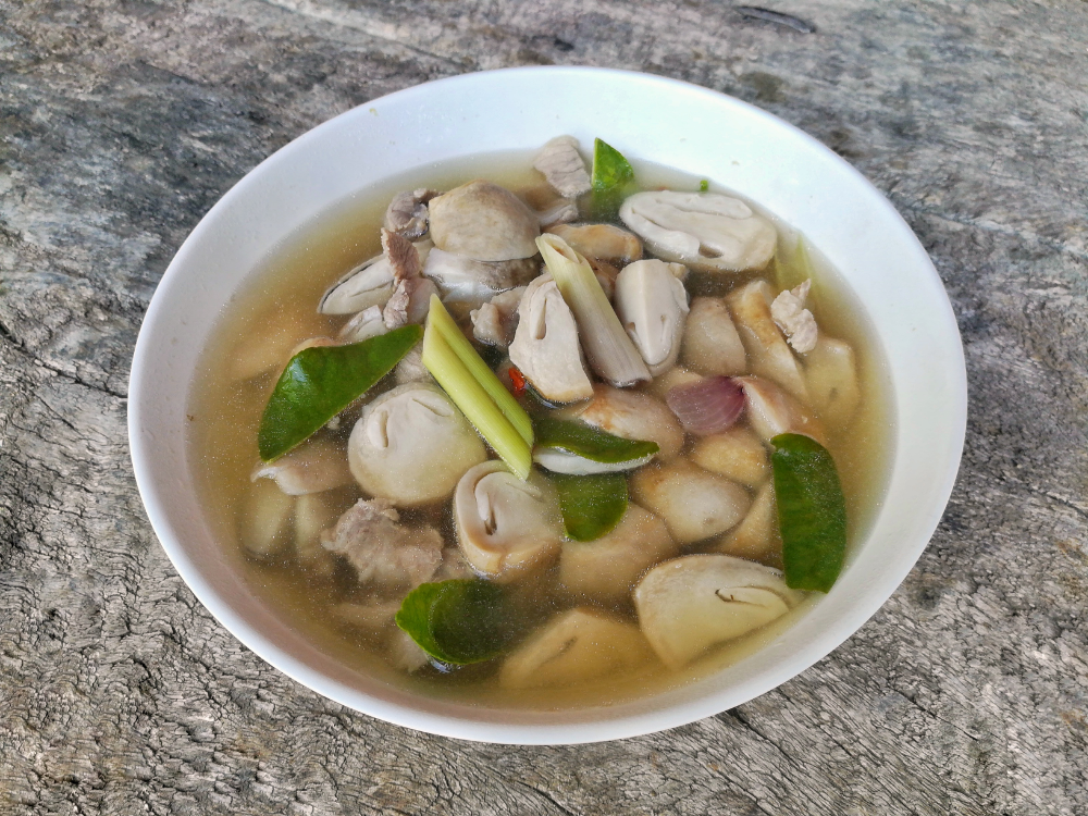 Các món ăn từ nấm rơm